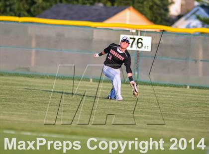 Thumbnail 1 in Liberty vs Hallsville (UIL 4A Regional Semifinal Playoff) photogallery.