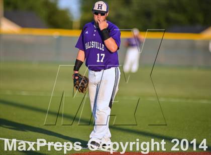 Thumbnail 3 in Liberty vs Hallsville (UIL 4A Regional Semifinal Playoff) photogallery.