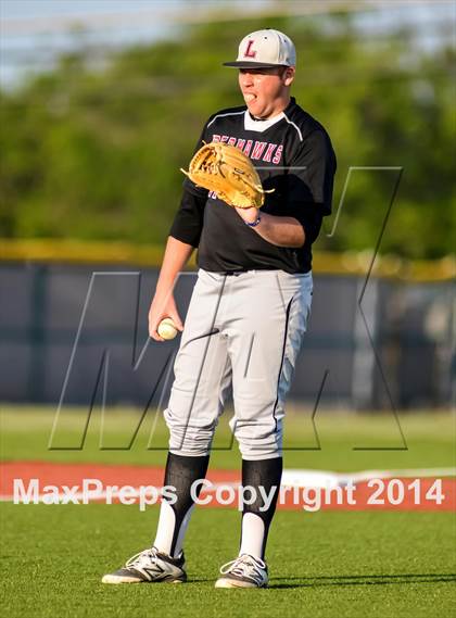 Thumbnail 2 in Liberty vs Hallsville (UIL 4A Regional Semifinal Playoff) photogallery.