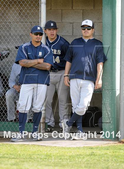 Thumbnail 3 in Delano @ Tehachapi photogallery.