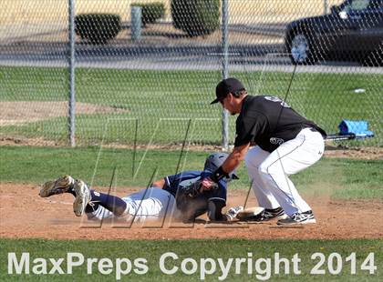 Thumbnail 2 in Delano @ Tehachapi photogallery.