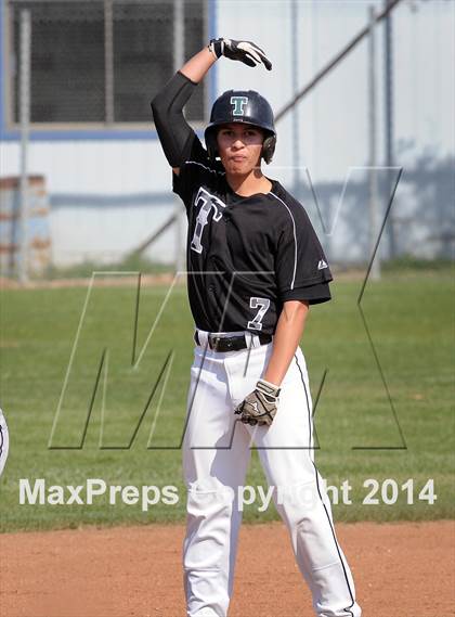 Thumbnail 3 in Delano @ Tehachapi photogallery.