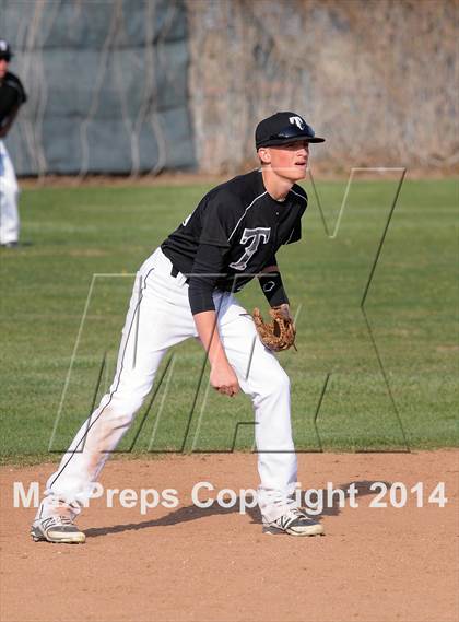 Thumbnail 3 in Delano @ Tehachapi photogallery.
