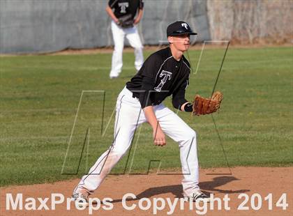 Thumbnail 2 in Delano @ Tehachapi photogallery.