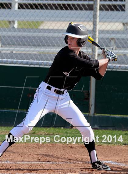 Thumbnail 1 in Delano @ Tehachapi photogallery.