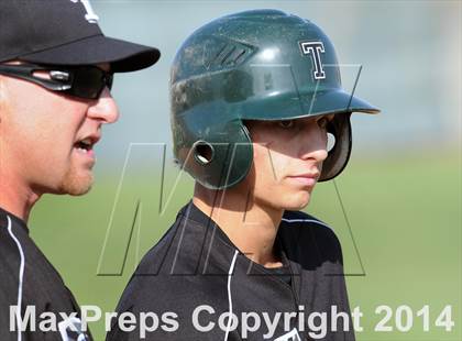 Thumbnail 2 in Delano @ Tehachapi photogallery.