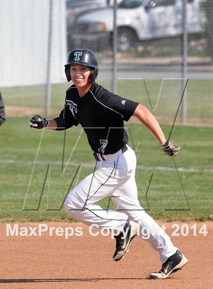 Thumbnail 3 in Delano @ Tehachapi photogallery.