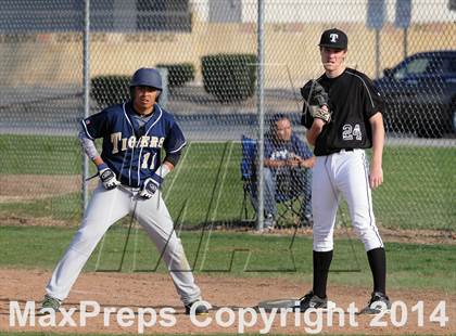 Thumbnail 3 in Delano @ Tehachapi photogallery.