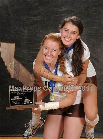 Thumbnail 3 in St. Francis (CIF State D2 Award Photos) photogallery.