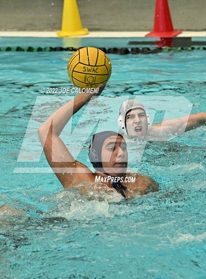 Thumbnail 3 in Boerne-Champion vs Harlingen South (UIL 6A Region 4 Semifinal) photogallery.