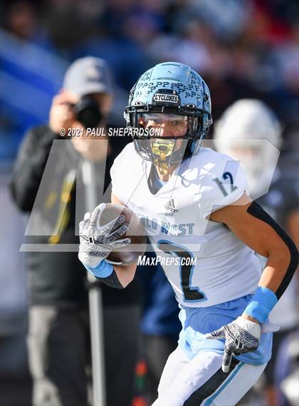 Thumbnail 3 in Palmer Ridge vs. Pueblo West (CHSAA 2nd Round Playoff) photogallery.