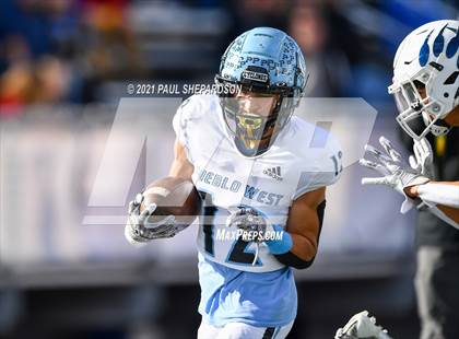 Thumbnail 3 in Palmer Ridge vs. Pueblo West (CHSAA 2nd Round Playoff) photogallery.