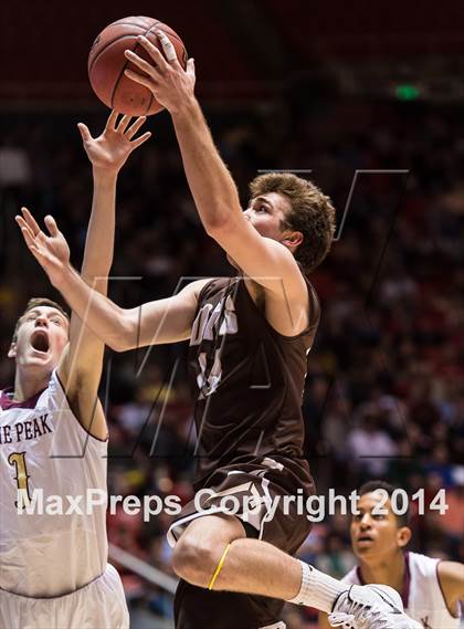 Thumbnail 3 in Lone Peak vs. Davis (UHSAA 5A Semifinal) photogallery.