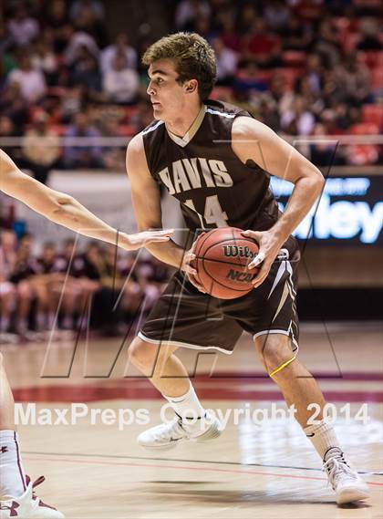 Thumbnail 1 in Lone Peak vs. Davis (UHSAA 5A Semifinal) photogallery.
