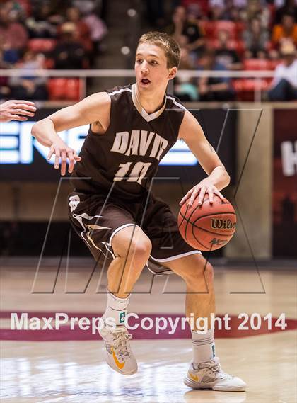 Thumbnail 2 in Lone Peak vs. Davis (UHSAA 5A Semifinal) photogallery.