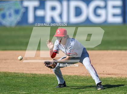 Thumbnail 2 in Regis Jesuit @ ThunderRidge photogallery.