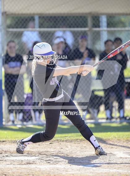 Thumbnail 3 in Mission Oak vs. Selma photogallery.