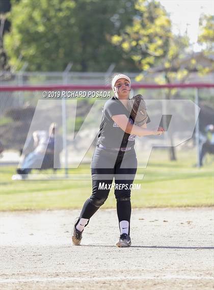 Thumbnail 3 in Mission Oak vs. Selma photogallery.