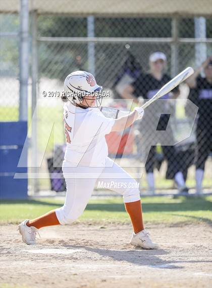 Thumbnail 2 in Mission Oak vs. Selma photogallery.
