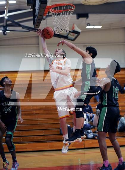 Thumbnail 2 in Farmingdale vs. Chaminade (LUHI Invitational Tournament)  photogallery.