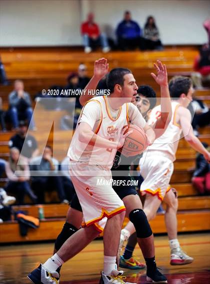 Thumbnail 2 in Farmingdale vs. Chaminade (LUHI Invitational Tournament)  photogallery.