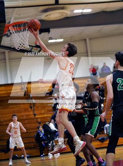 Thumbnail 3 in Farmingdale vs. Chaminade (LUHI Invitational Tournament)  photogallery.