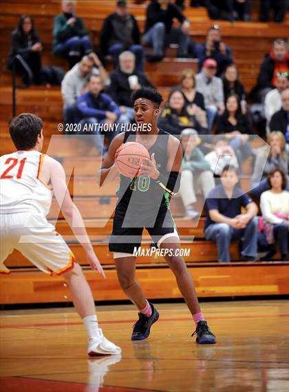 Thumbnail 2 in Farmingdale vs. Chaminade (LUHI Invitational Tournament)  photogallery.