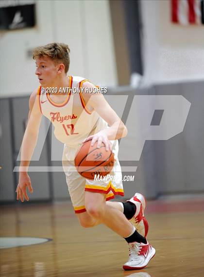 Thumbnail 2 in Farmingdale vs. Chaminade (LUHI Invitational Tournament)  photogallery.