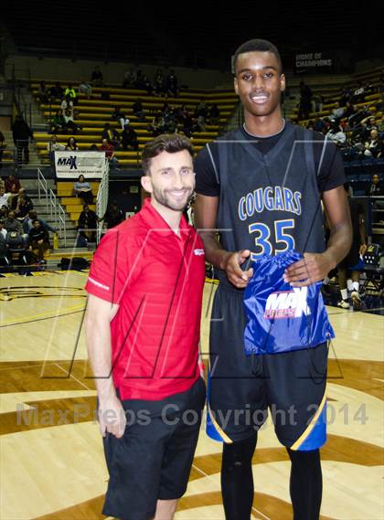 Thumbnail 2 in Jesuit vs. Newark Memorial (MaxPreps MLK Classic) photogallery.