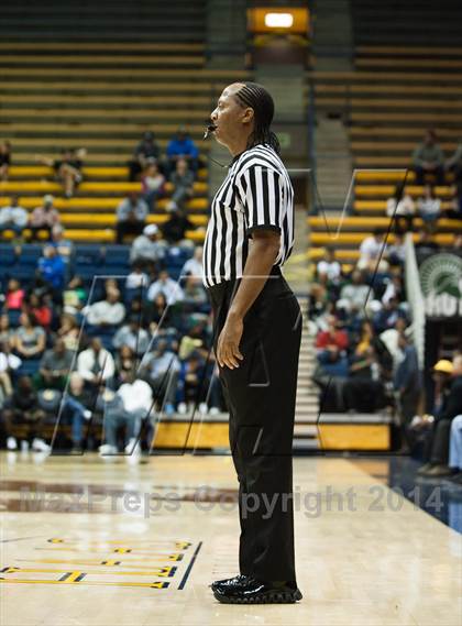 Thumbnail 3 in Jesuit vs. Newark Memorial (MaxPreps MLK Classic) photogallery.