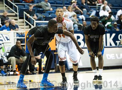 Thumbnail 1 in Jesuit vs. Newark Memorial (MaxPreps MLK Classic) photogallery.