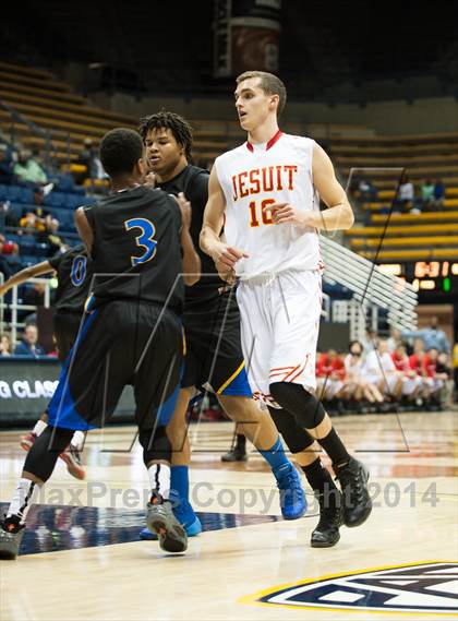 Thumbnail 2 in Jesuit vs. Newark Memorial (MaxPreps MLK Classic) photogallery.