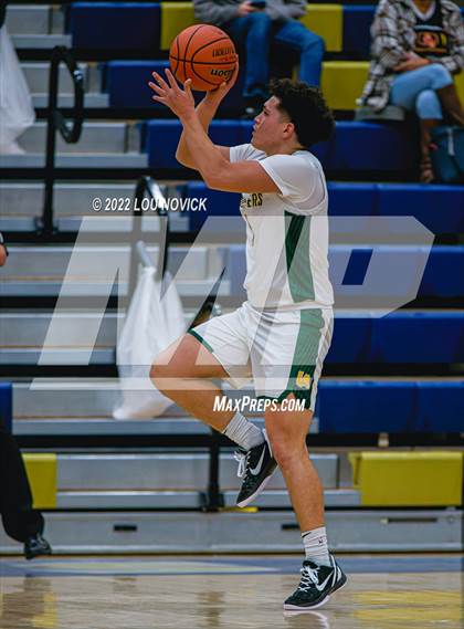 Thumbnail 3 in Valencia vs. Los Alamos (Capital City Tournament) photogallery.