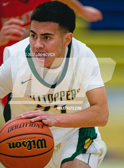 Thumbnail 1 in Valencia vs. Los Alamos (Capital City Tournament) photogallery.
