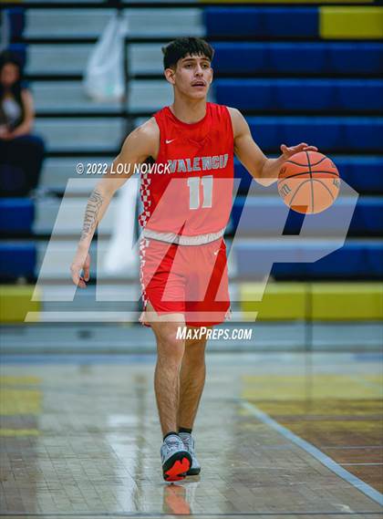 Thumbnail 3 in Valencia vs. Los Alamos (Capital City Tournament) photogallery.