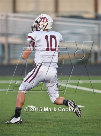Thumbnail 2 in Cameron Yoe @ China Spring photogallery.