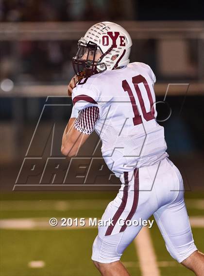 Thumbnail 3 in Cameron Yoe @ China Spring photogallery.
