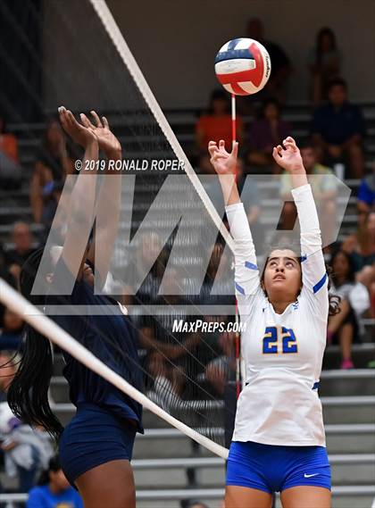 Thumbnail 1 in Frisco @ Sachse (Garland ISD Tournament) photogallery.
