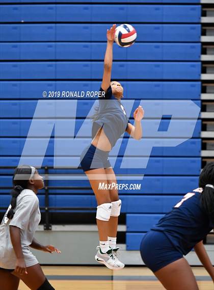 Thumbnail 1 in Frisco @ Sachse (Garland ISD Tournament) photogallery.
