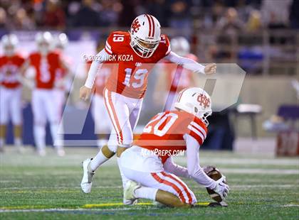 Thumbnail 2 in Lynwood vs. Whittier Christian (CIF SS D14 Final) photogallery.
