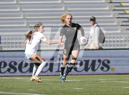 Thumbnail 3 in Lone Peak vs. Layton (UHSAA 6A Semifinal) photogallery.