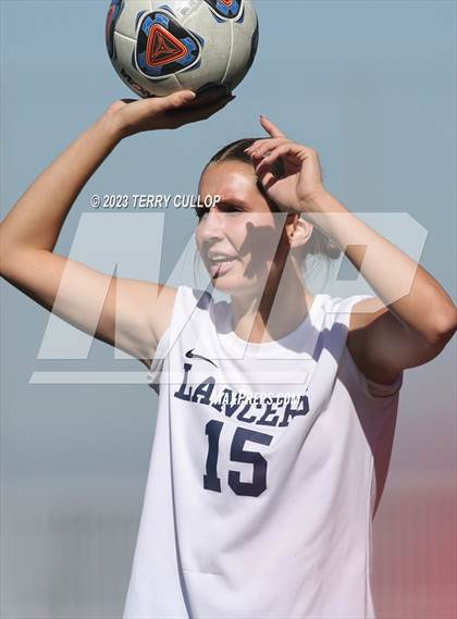Thumbnail 3 in Lone Peak vs. Layton (UHSAA 6A Semifinal) photogallery.