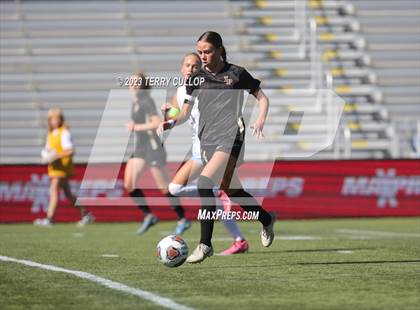Thumbnail 2 in Lone Peak vs. Layton (UHSAA 6A Semifinal) photogallery.