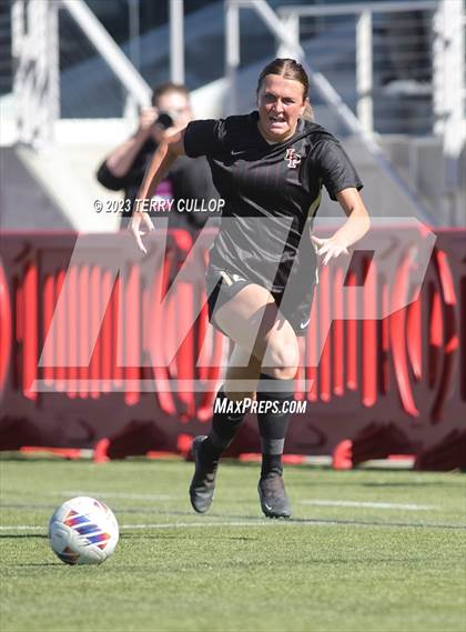 Thumbnail 3 in Lone Peak vs. Layton (UHSAA 6A Semifinal) photogallery.