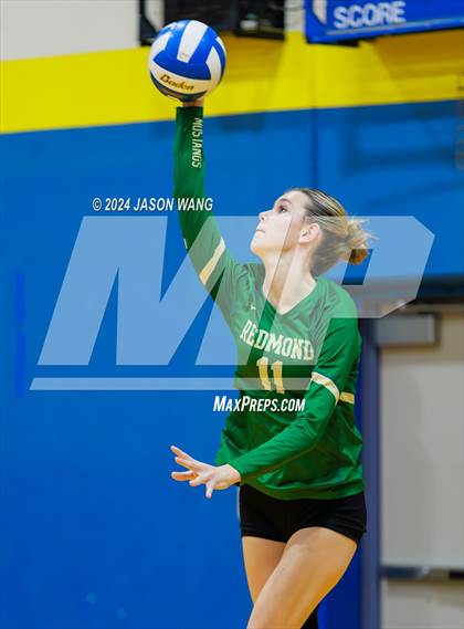 Thumbnail 1 in Redmond @ Hazen photogallery.