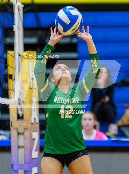 Thumbnail 1 in Redmond @ Hazen photogallery.