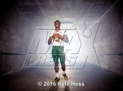 Thumbnail 2 in Grayson (2016 Preseason Top 25 Early Contenders Photo Shoot)  photogallery.