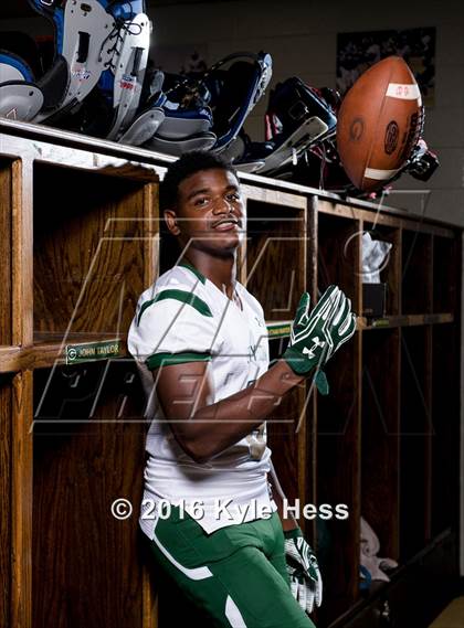Thumbnail 1 in Grayson (2016 Preseason Top 25 Early Contenders Photo Shoot)  photogallery.