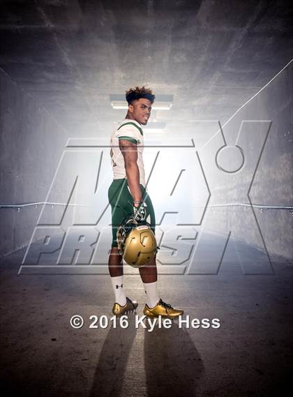 Thumbnail 2 in Grayson (2016 Preseason Top 25 Early Contenders Photo Shoot)  photogallery.
