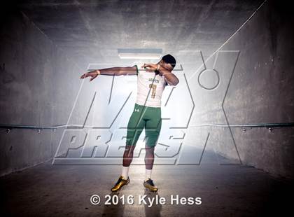 Thumbnail 3 in Grayson (2016 Preseason Top 25 Early Contenders Photo Shoot)  photogallery.
